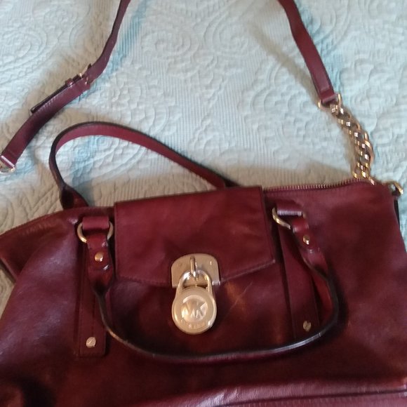 Michael Kors cross body  bag all leather - Picture 1 of 1